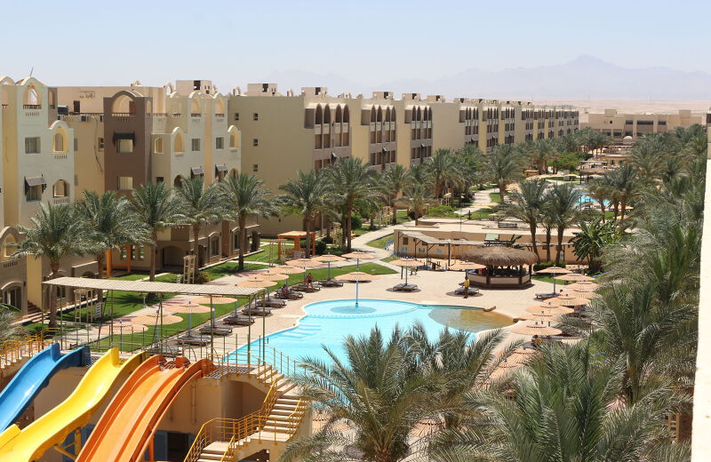 El Karma Aqua Beach Resort